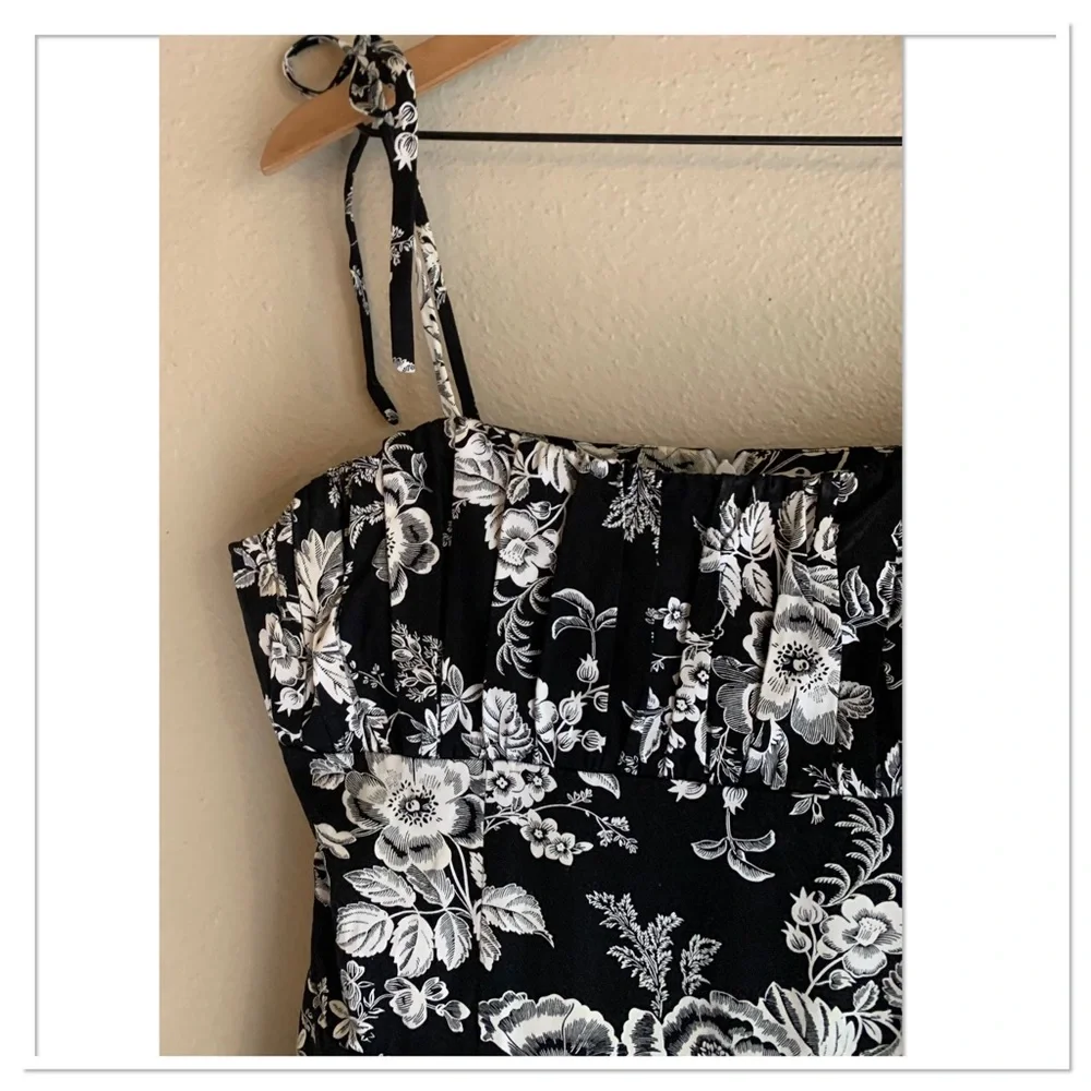 Voodoo Vixen Pin Up Dress Black White Floral Polka Dot Lace Trim Size XL - Picture 5 of 12